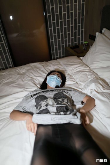 蜜桃网站入口免费看片